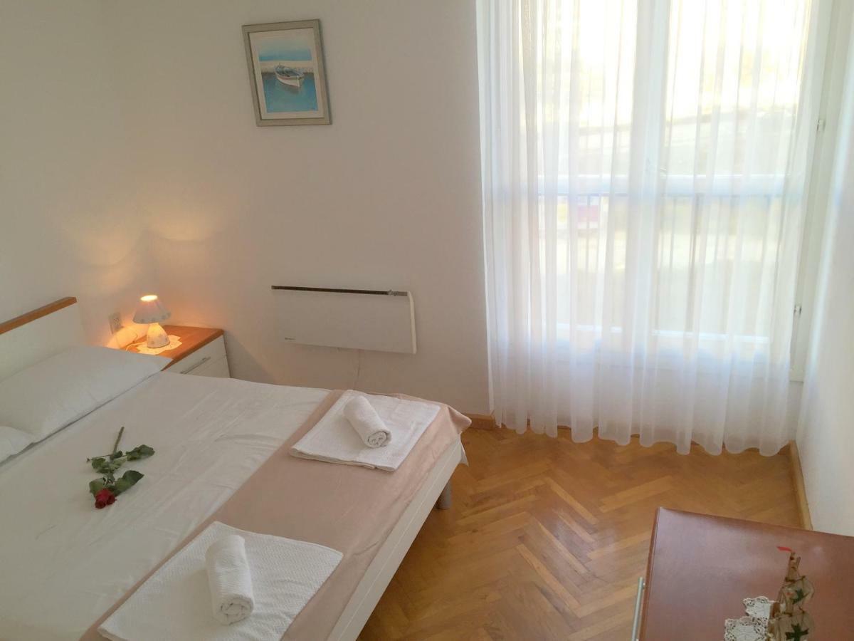 Apartment Trstenik Split Exterior photo